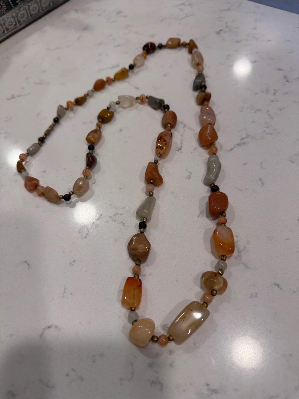 Source Unknown Multicolor Agate Bead Necklace in Amber, Cream, Gray and Black